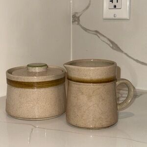 Stoneware Cream and Sugar Set